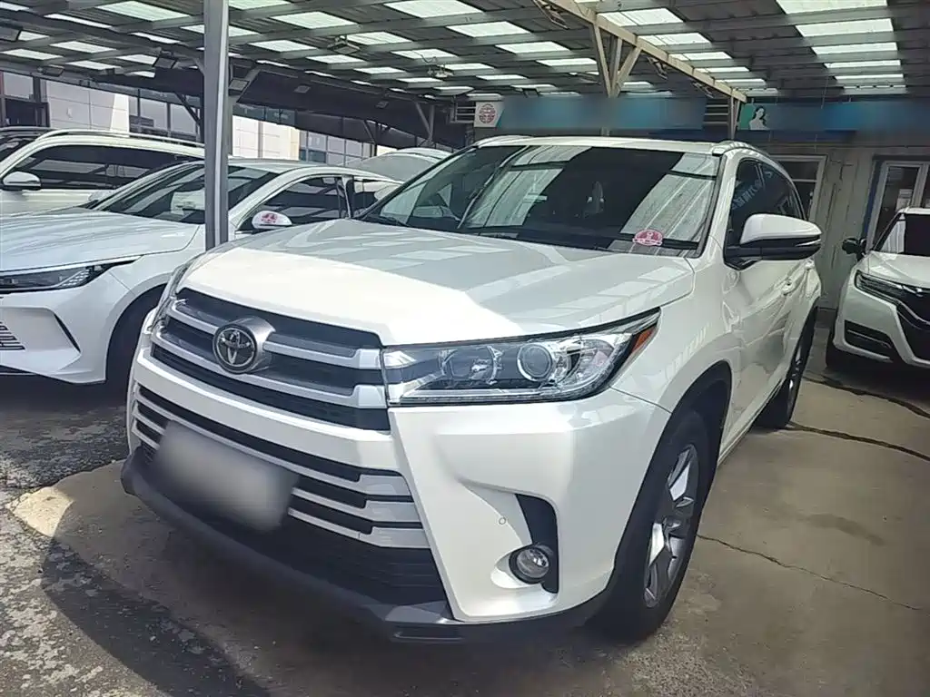 Toyota Highlander 2018 — фото 2