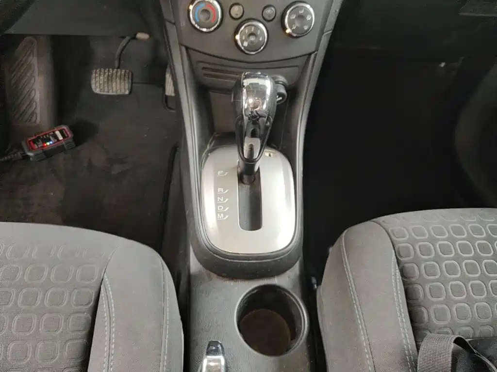Chevrolet Trax 2015 — фото 14