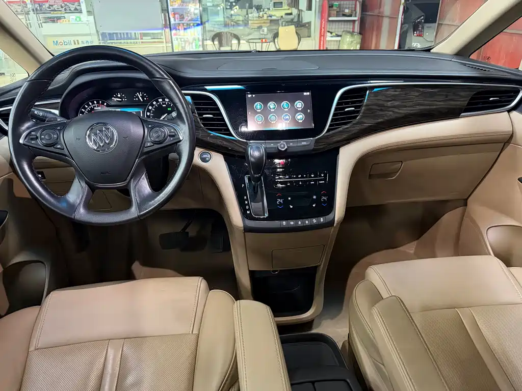 Buick GL8 2018 — фото 8