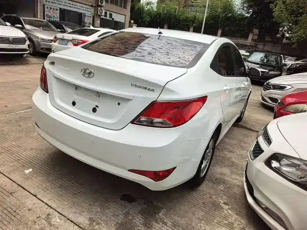 Hyundai Accent 2016