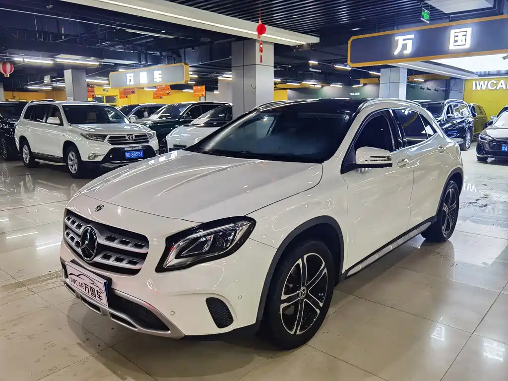 Mercedes-Benz GLA 2018 — фото 1