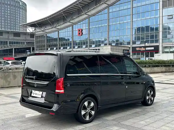 Mercedes-Benz V-Class 2021