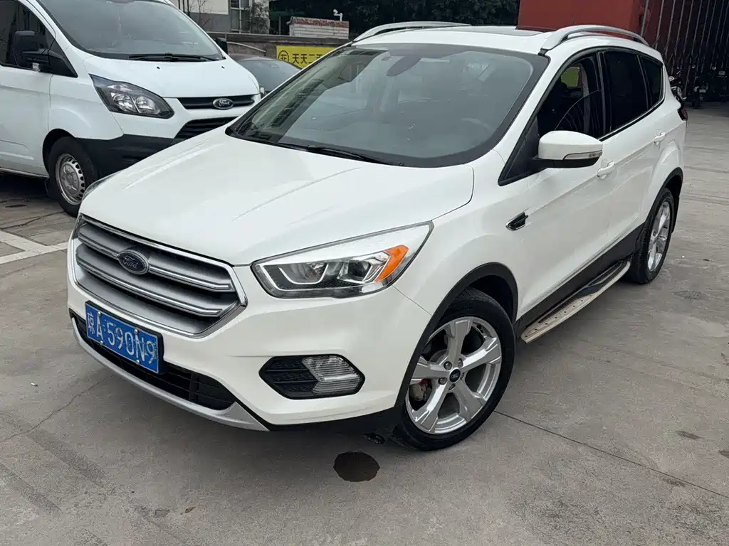 Ford Kuga 2018 — фото 1