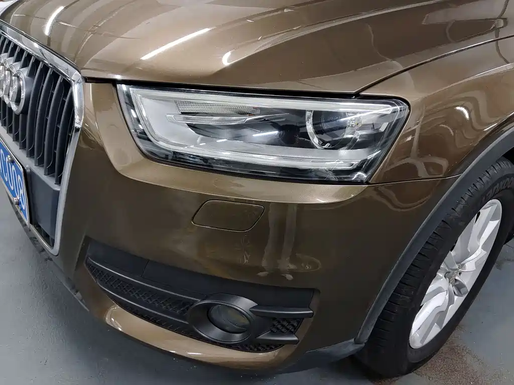 Audi Q3 2015 — фото 15