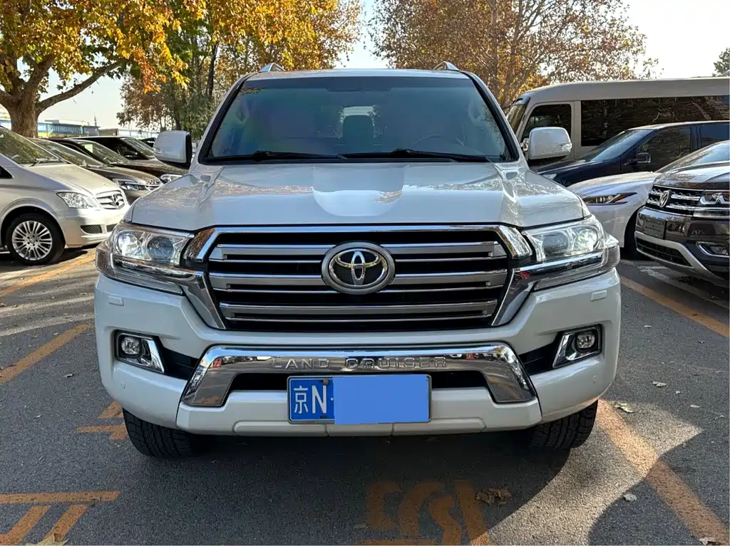 Toyota Land Cruiser 2016 — фото 2