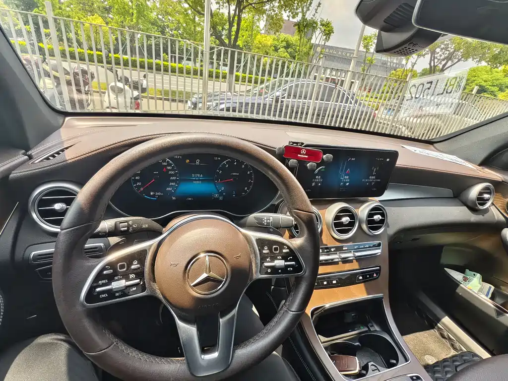 Mercedes-Benz GLC 2019 — фото 3