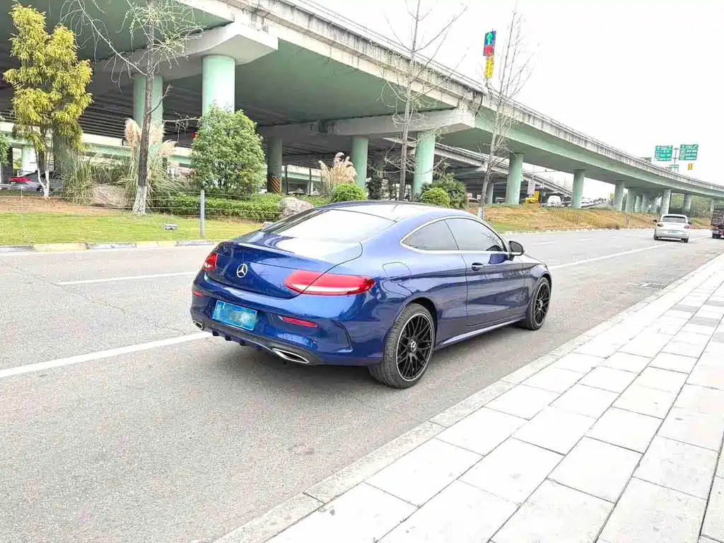 Mercedes-Benz C-Class 2018