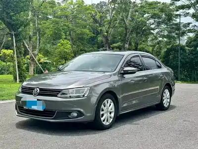 Volkswagen Sagitar 2013