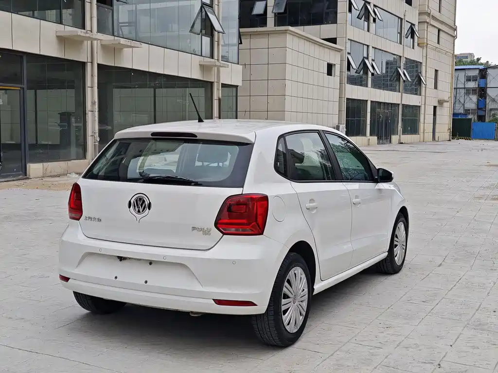 Volkswagen Polo 2017 — фото 7