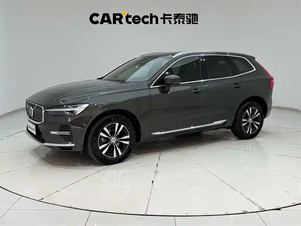 Volvo XC60 2022