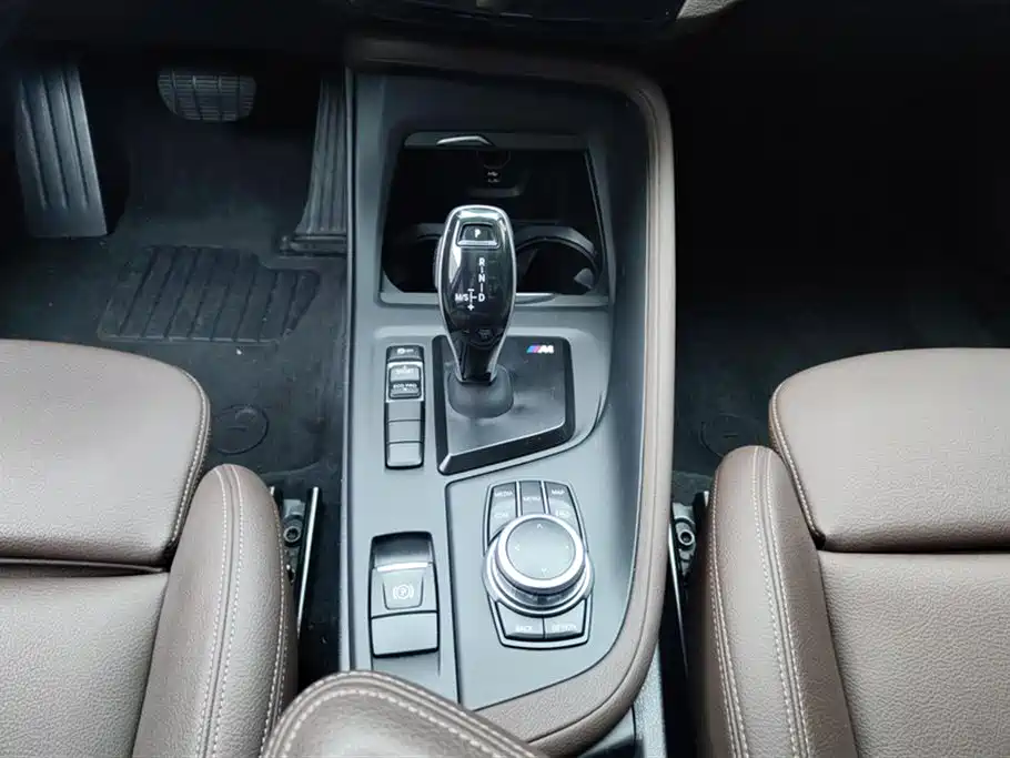 BMW X1 2021 — фото 16