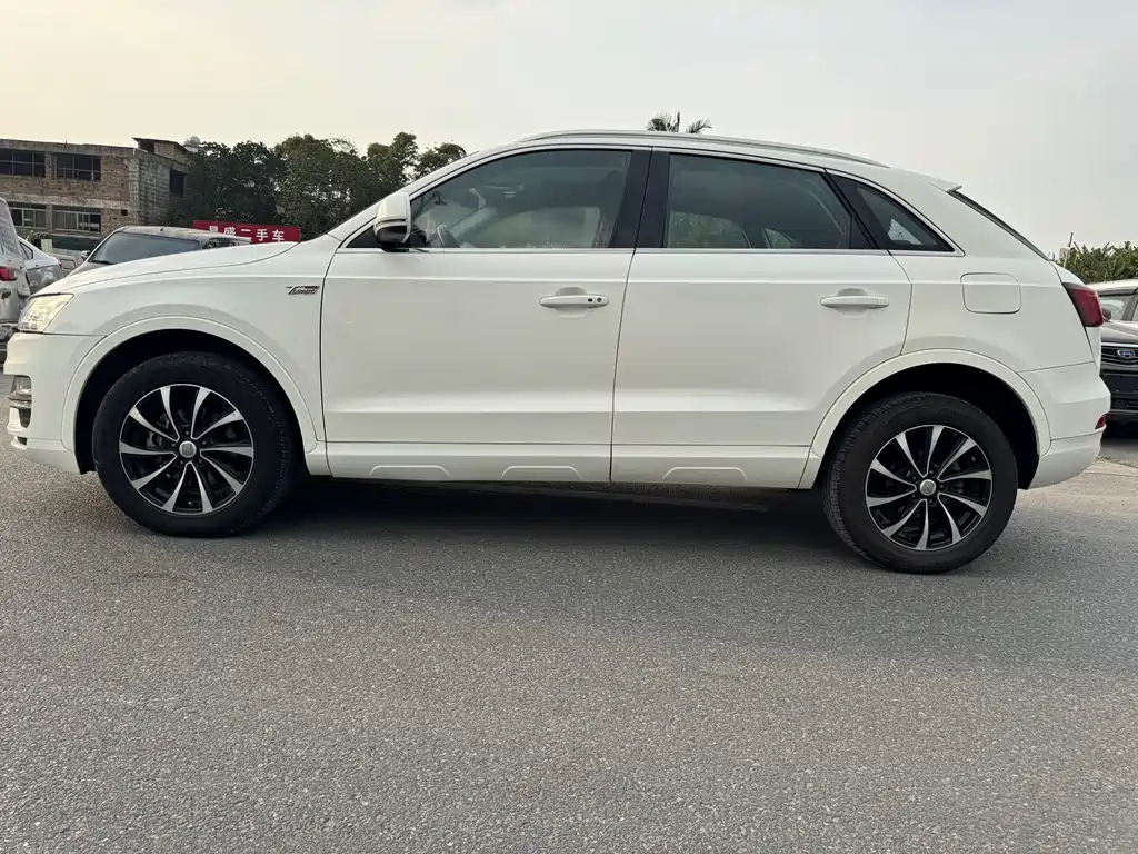 Zotye SR7 2016 — фото 4