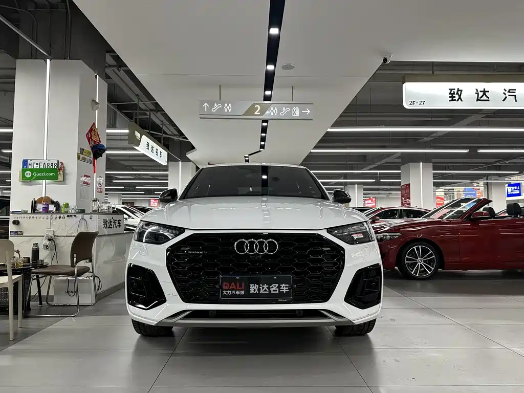 Audi Q5L Sportback 2021 — фото 3