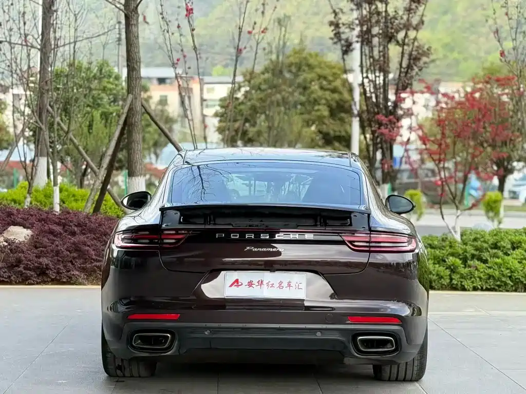 Porsche Panamera 2018 — фото 4