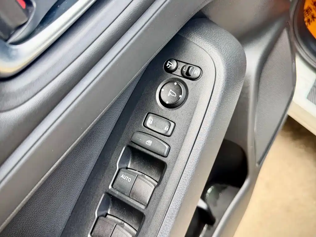 Honda Vezel 2023 — фото 17