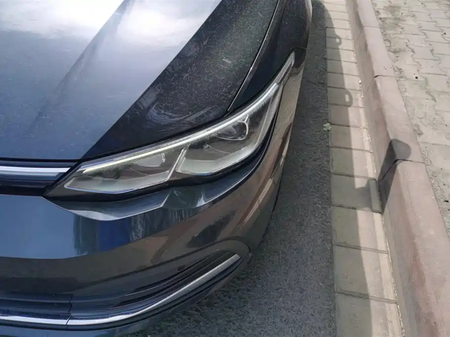 Volkswagen Golf 2022