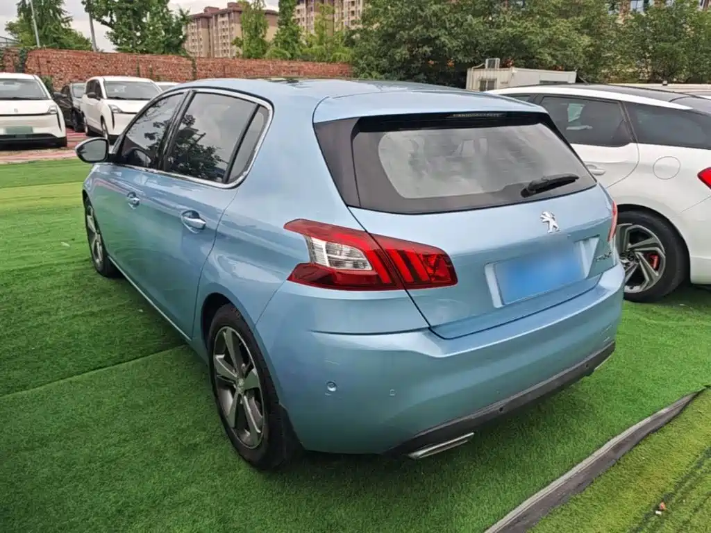 Peugeot 308S 2016