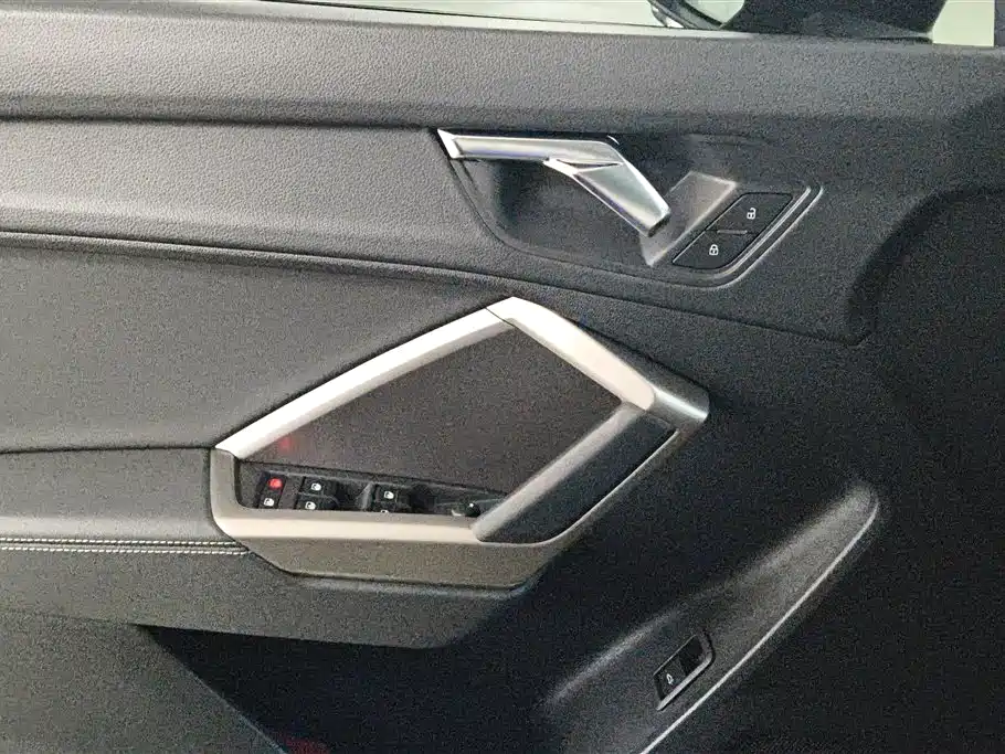 Audi Q3 2021