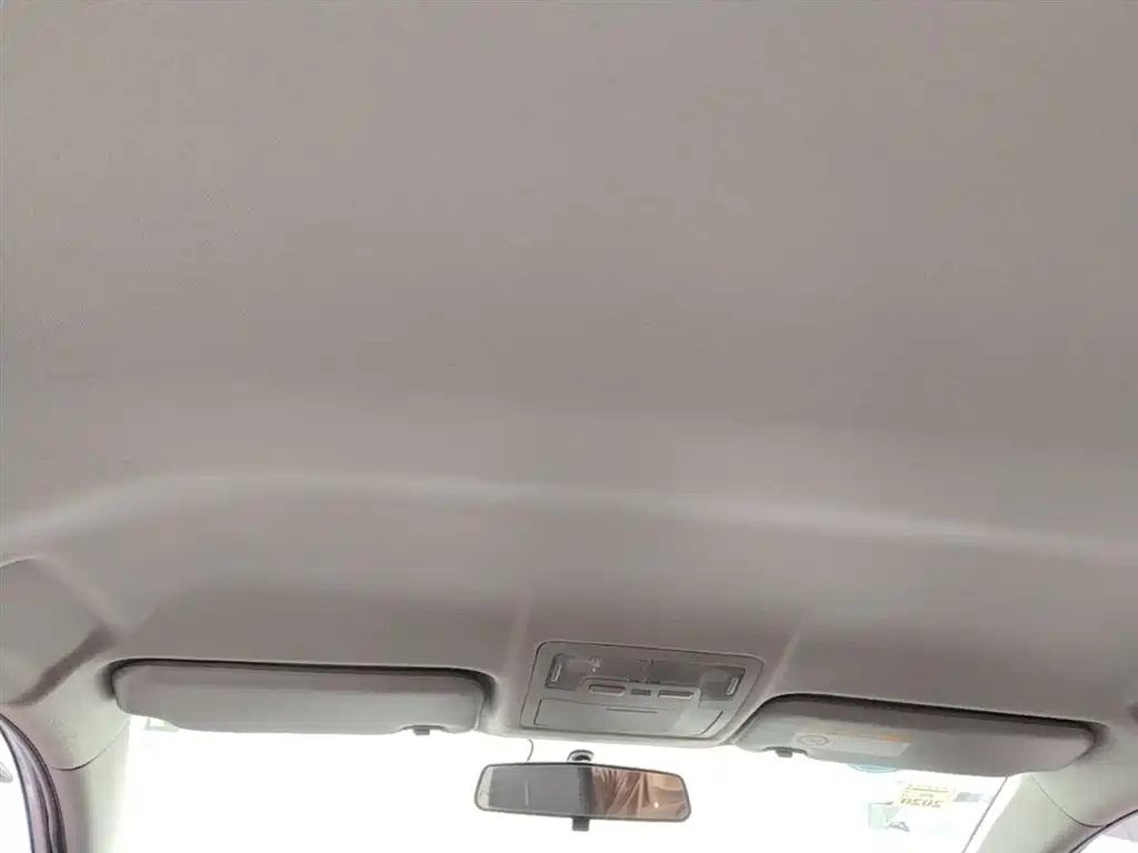 Toyota Corolla 2018 — фото 18