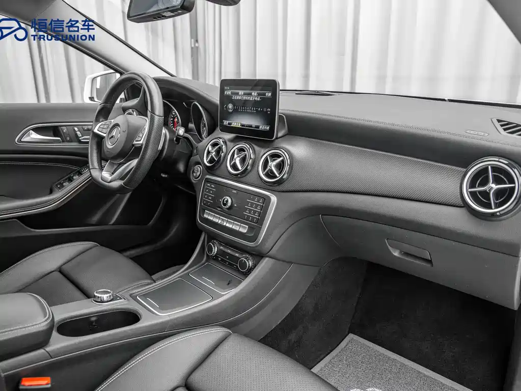 Mercedes-Benz GLA 2019 — фото 13