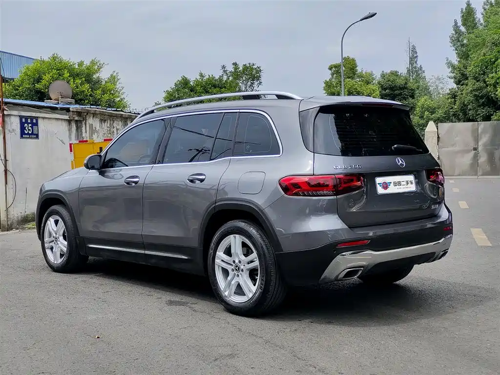 Mercedes-Benz GLB 2021