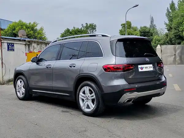 Mercedes-Benz GLB 2021