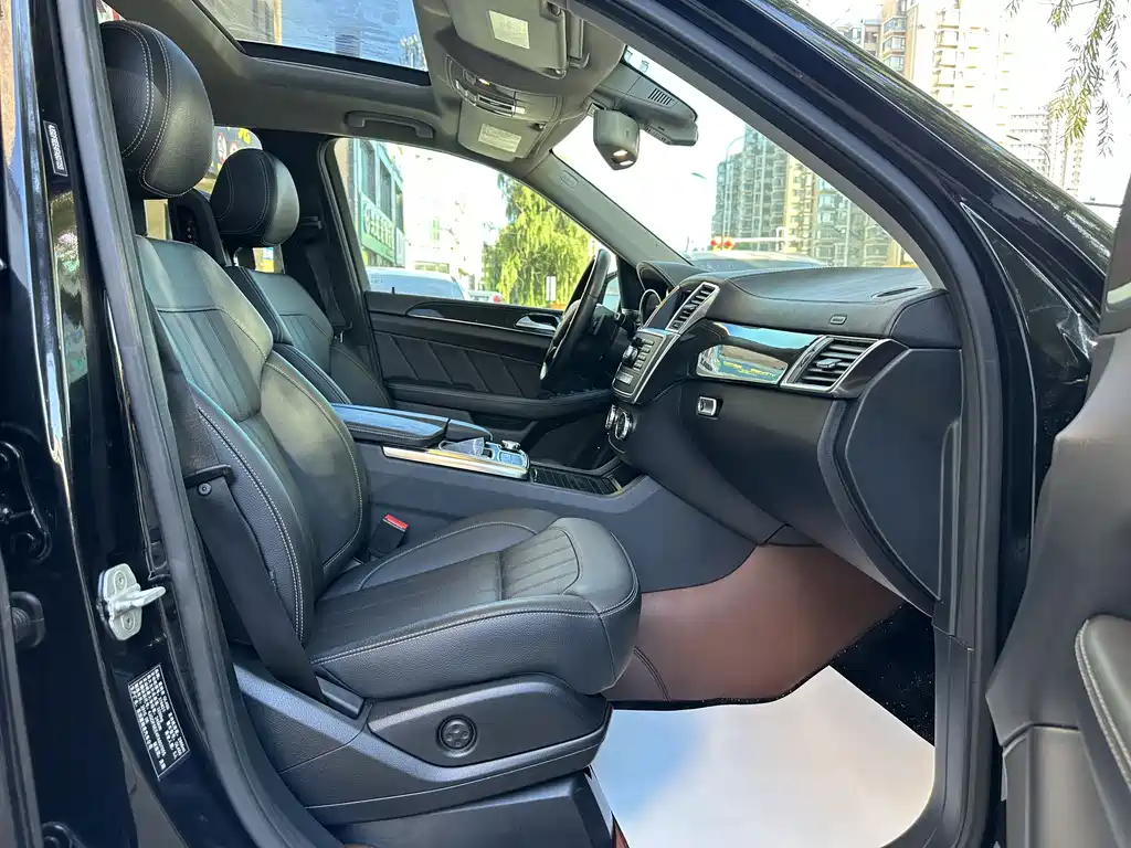 Mercedes-Benz GL-Class 2015 — фото 15