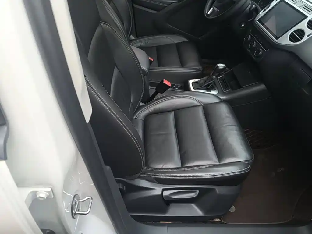 Volkswagen Tiguan 2018 — фото 25
