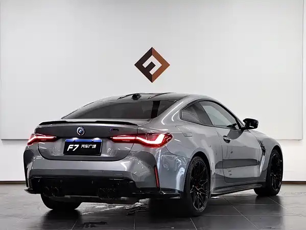 BMW M4 2024
