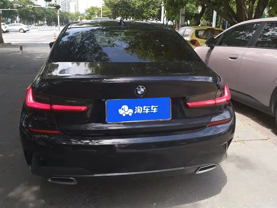BMW 3 Series 2021