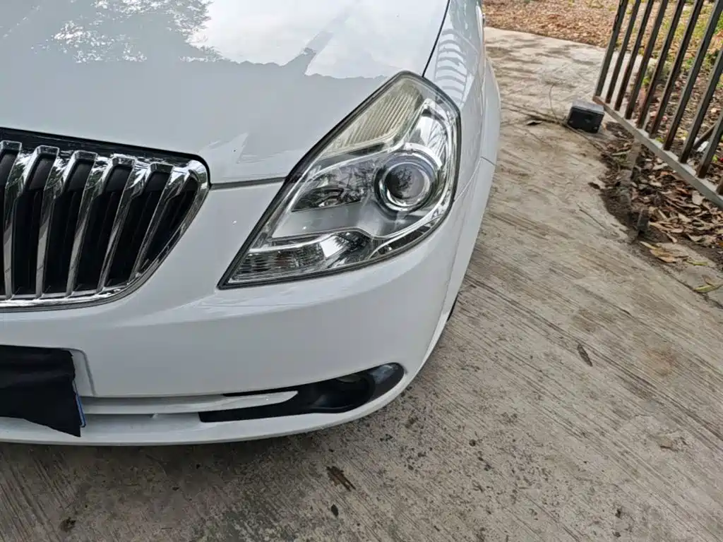 Buick Excelle 2015 — фото 24