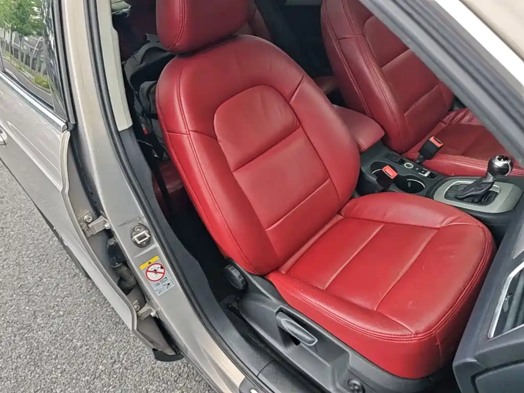 Audi Q3 2015 — фото 25