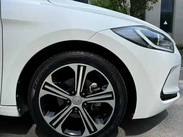 Hyundai Elantra 2018