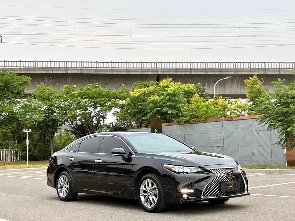 Toyota Avalon 2020 — фото 3