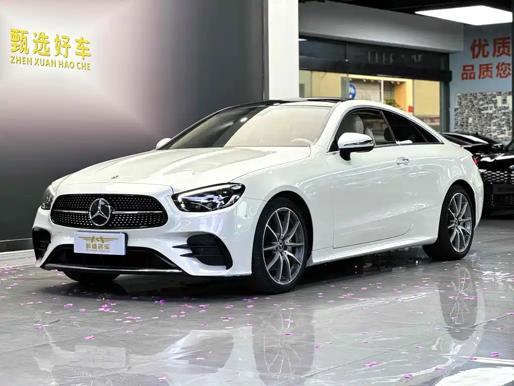 Mercedes-Benz E-Class 2022 — фото 1