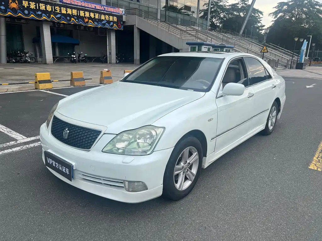Toyota Crown 2008