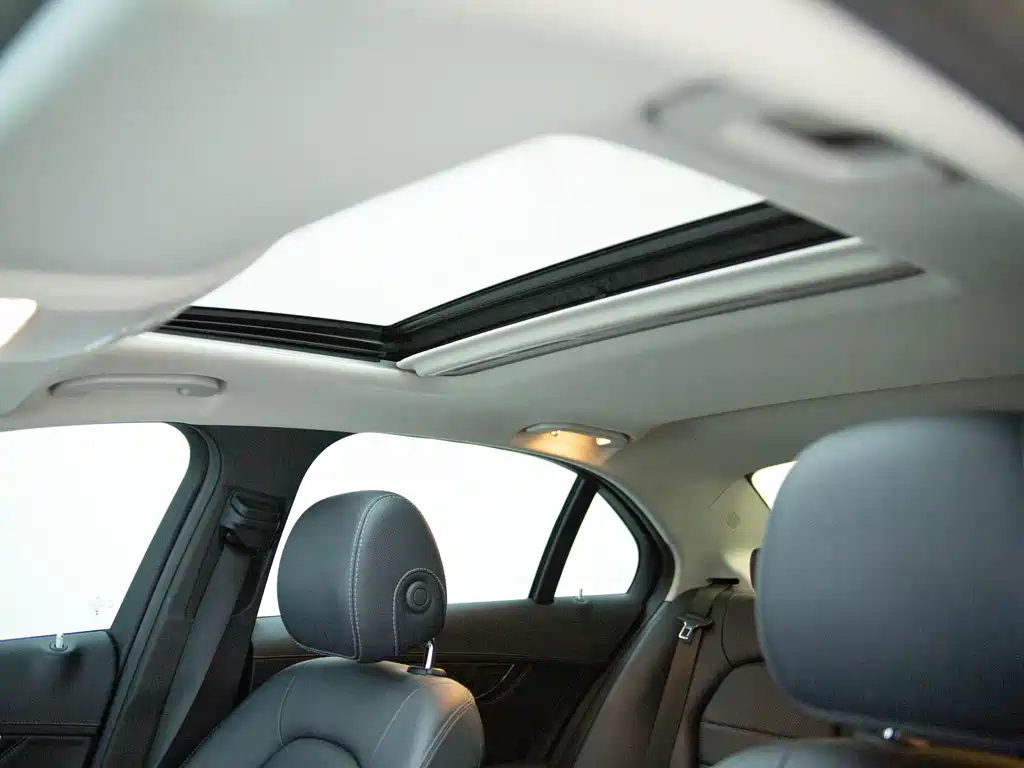 Mercedes-Benz C-Class 2020 — фото 14