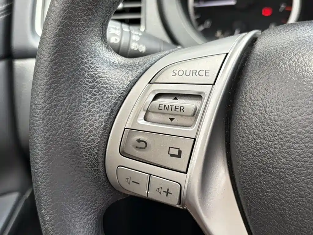 Nissan Tiida 2019 — фото 14