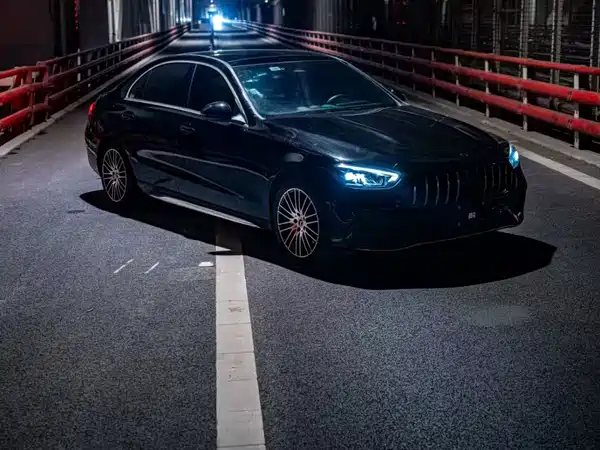 Mercedes-Benz C-Class 2022