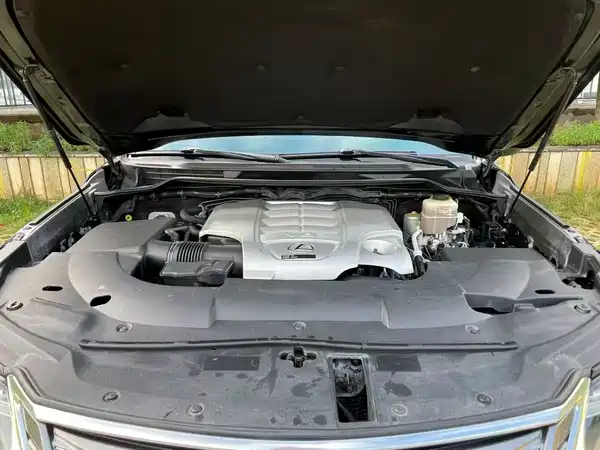 Lexus LX 2016