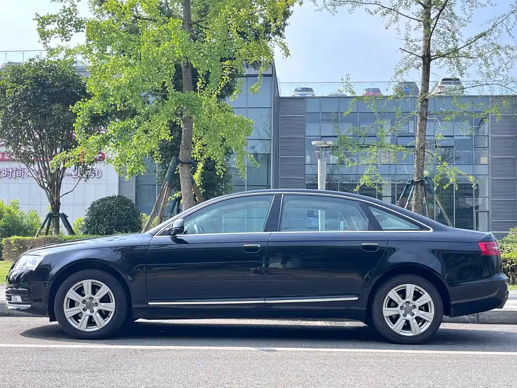 Audi A6L 2011