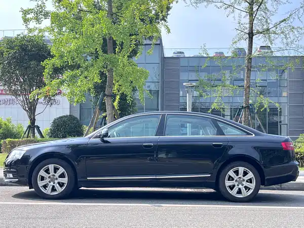 Audi A6L 2011