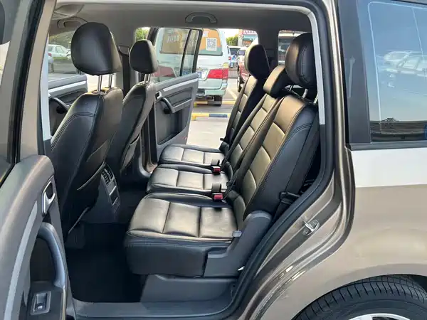 Volkswagen Touran 2015