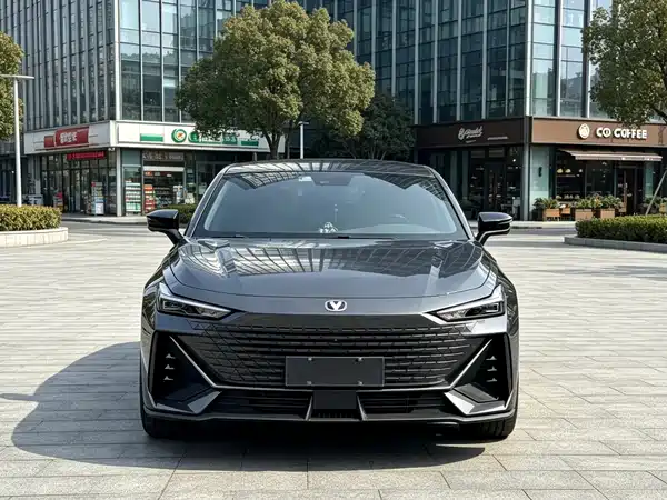 Changan UNI-V 2022