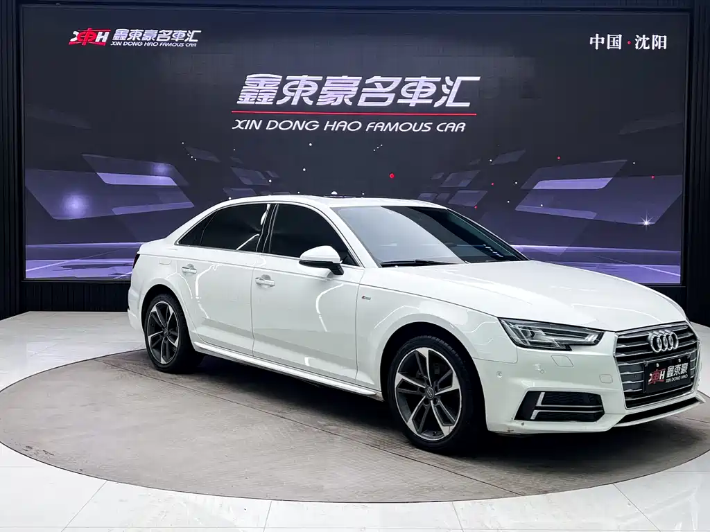 Audi A4L 2019