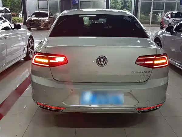 Volkswagen Magotan 2019