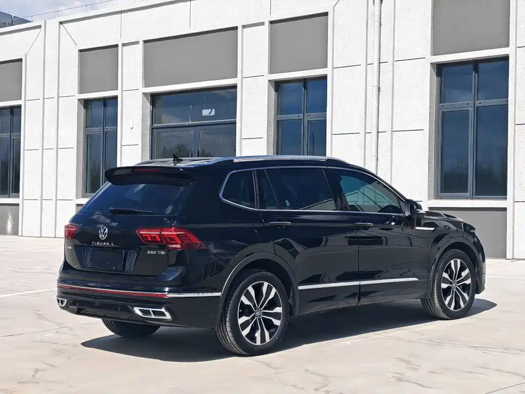 Volkswagen Tiguan L 2022 — фото 9