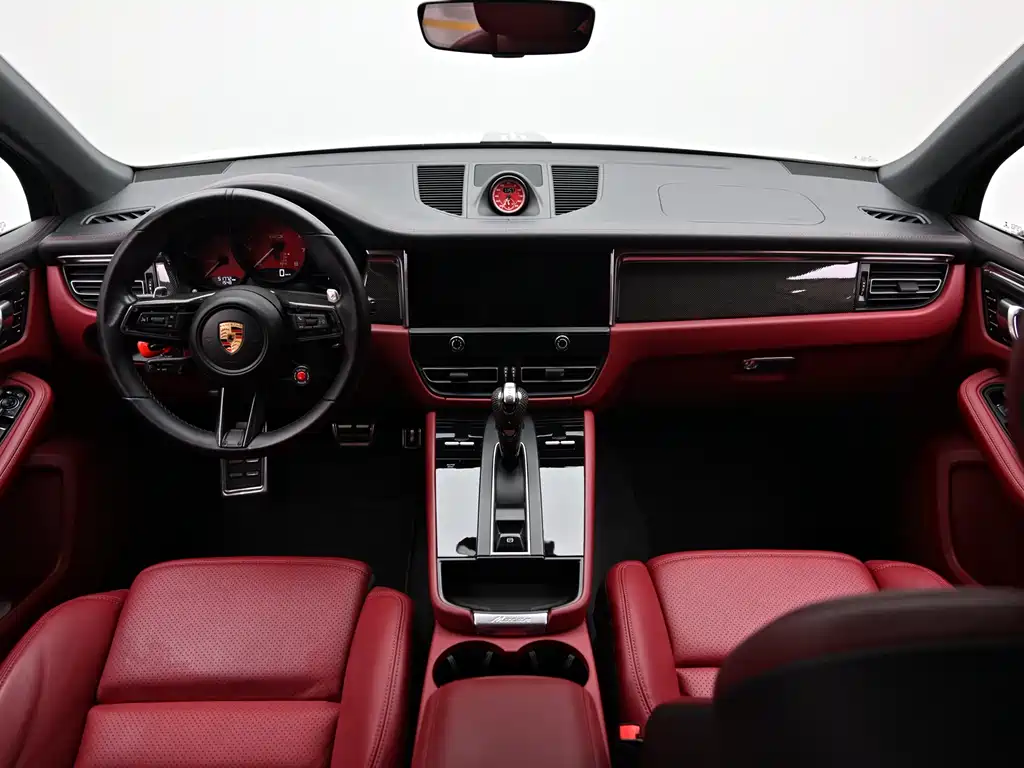 Porsche Macan 2023 — фото 18