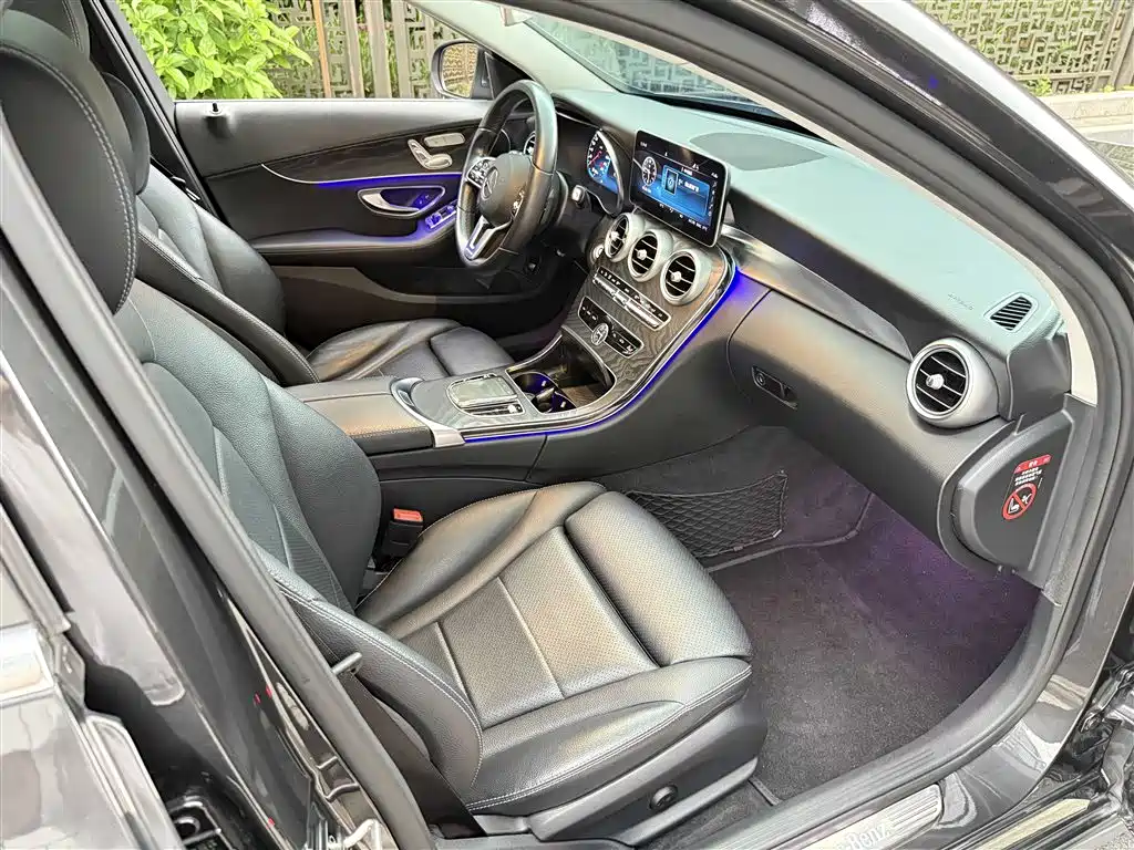Mercedes-Benz C-Class 2020 — фото 8