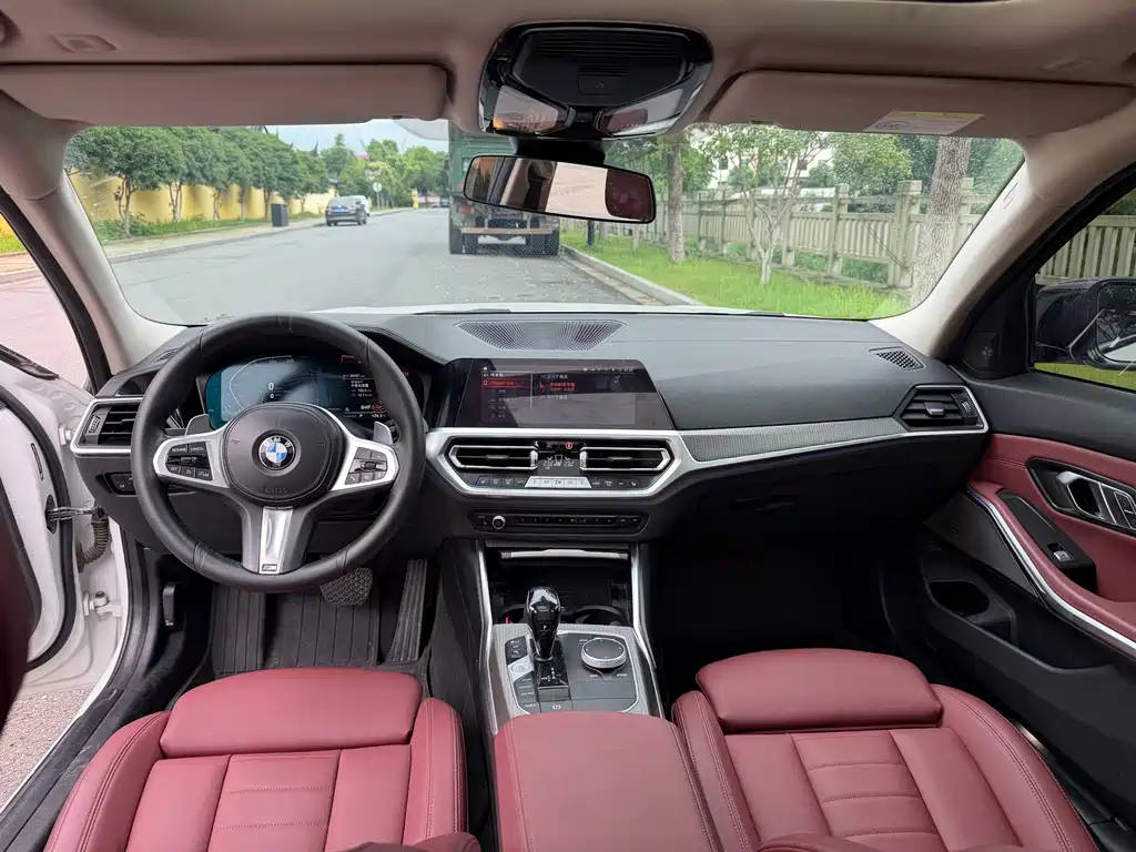 BMW 3 Series 2021